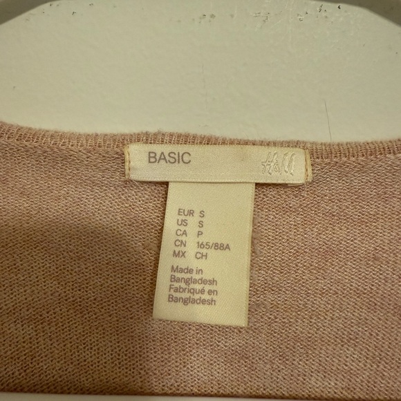 2/$15 H&M - Light Pink Open Front Cardigan - Picture 5 of 7